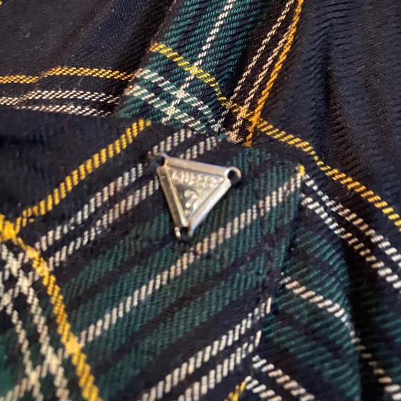 Guess tie-front plaid crop top size L - Picture 4 of 5